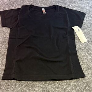 Mono B Black Short Sleeve Performance Tee